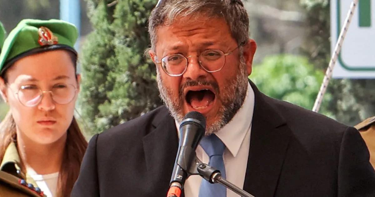 以色列国家安全部长本·格维尔在谈到以色列军队今天在加沙北部对数百名巴勒斯坦人实施