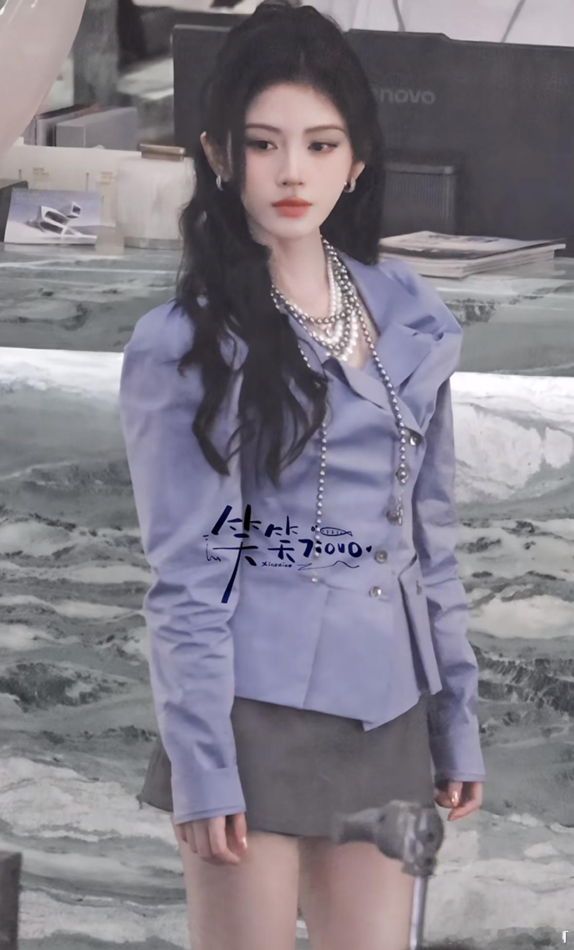 鞠婧祎 jjy 鞠婧祎苏绿夏 “隔着屏幕的爱 我看你模糊不清”𝓣𝓱𝓻𝓸?