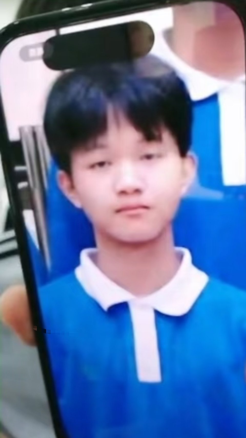 我靠tjw以前 笑死我了 感觉现在比以前好看点 