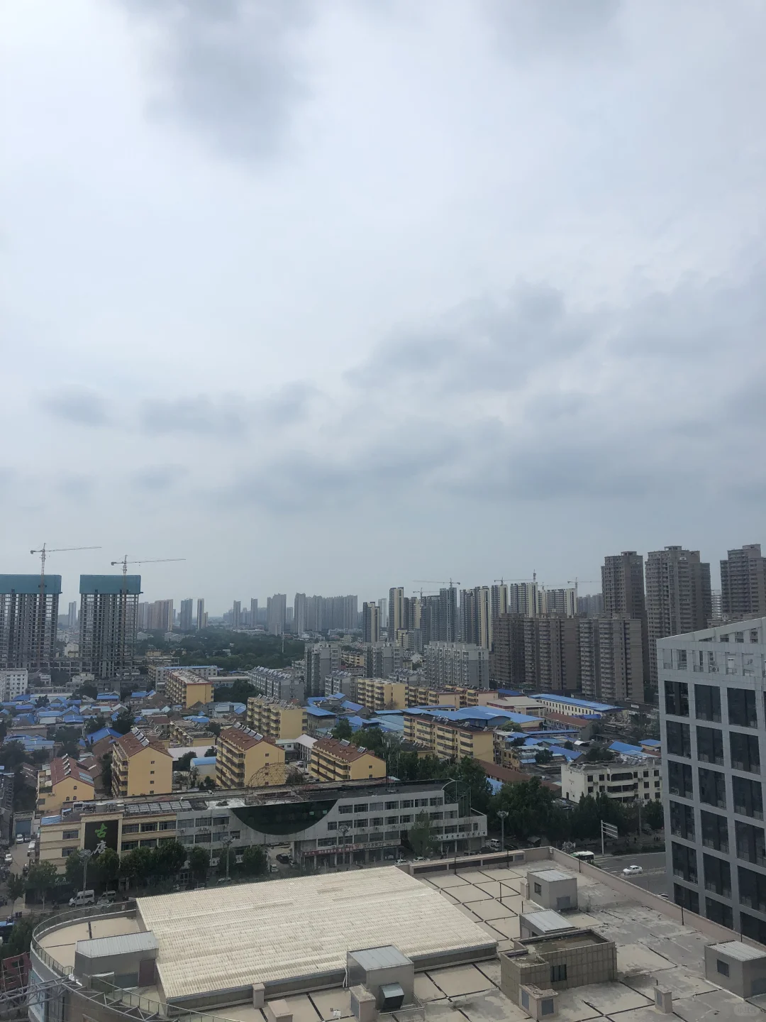 公司的窗外