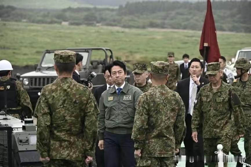 新加坡联合早报今天（6月20日）写道：“中国正通过与部分国家发表的联合声明中使用
