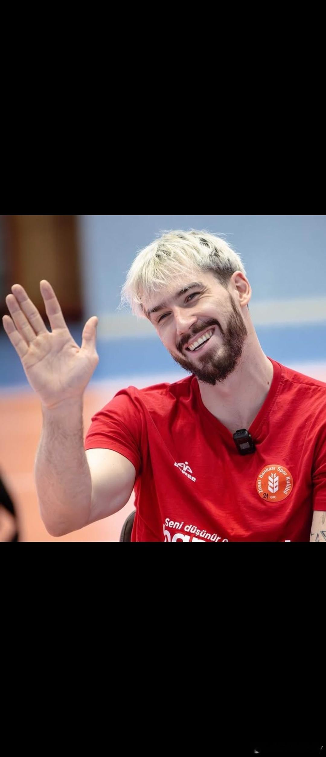 波兰媒体透露:本土名将弗纳尔新赛季将重返波超加盟扎维尔切。本赛季他加盟土超安卡拉