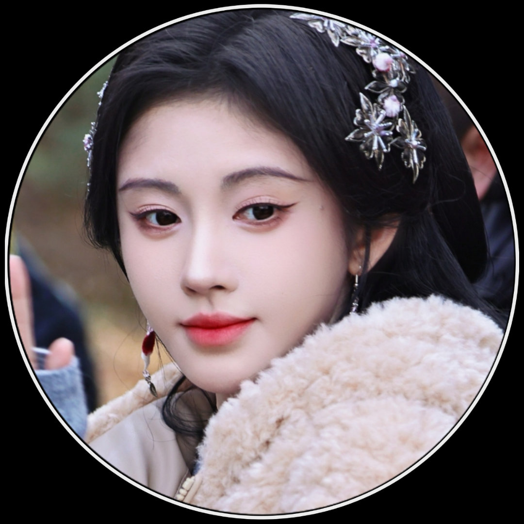 鞠婧祎 露芜衣圆框头像2  专栏 · 鞠婧祎圆框头像