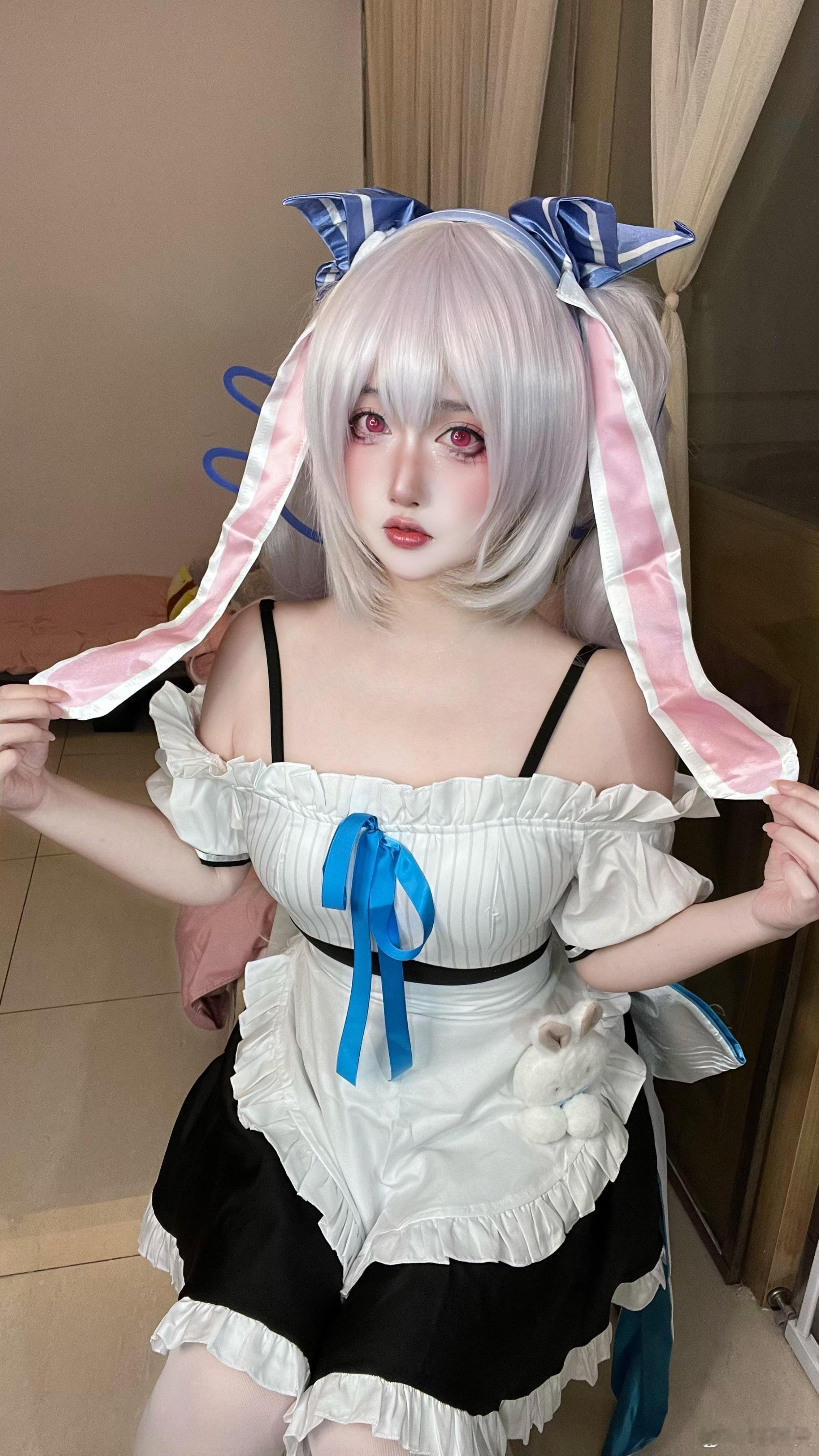 小兔小兔coscosplay碧蓝航线拉菲