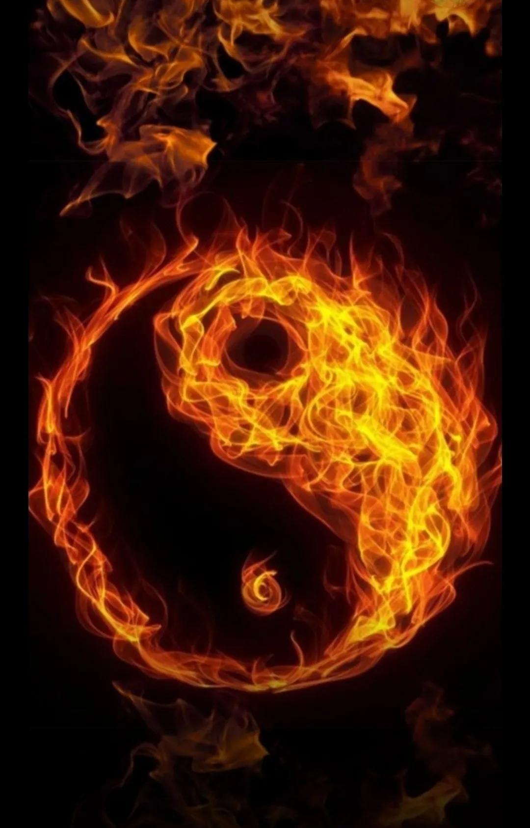 《天地法》
天有道
日月齐辉
四时升平
风雨雷电
阴缺阳成
地有道
百谷丰登
民