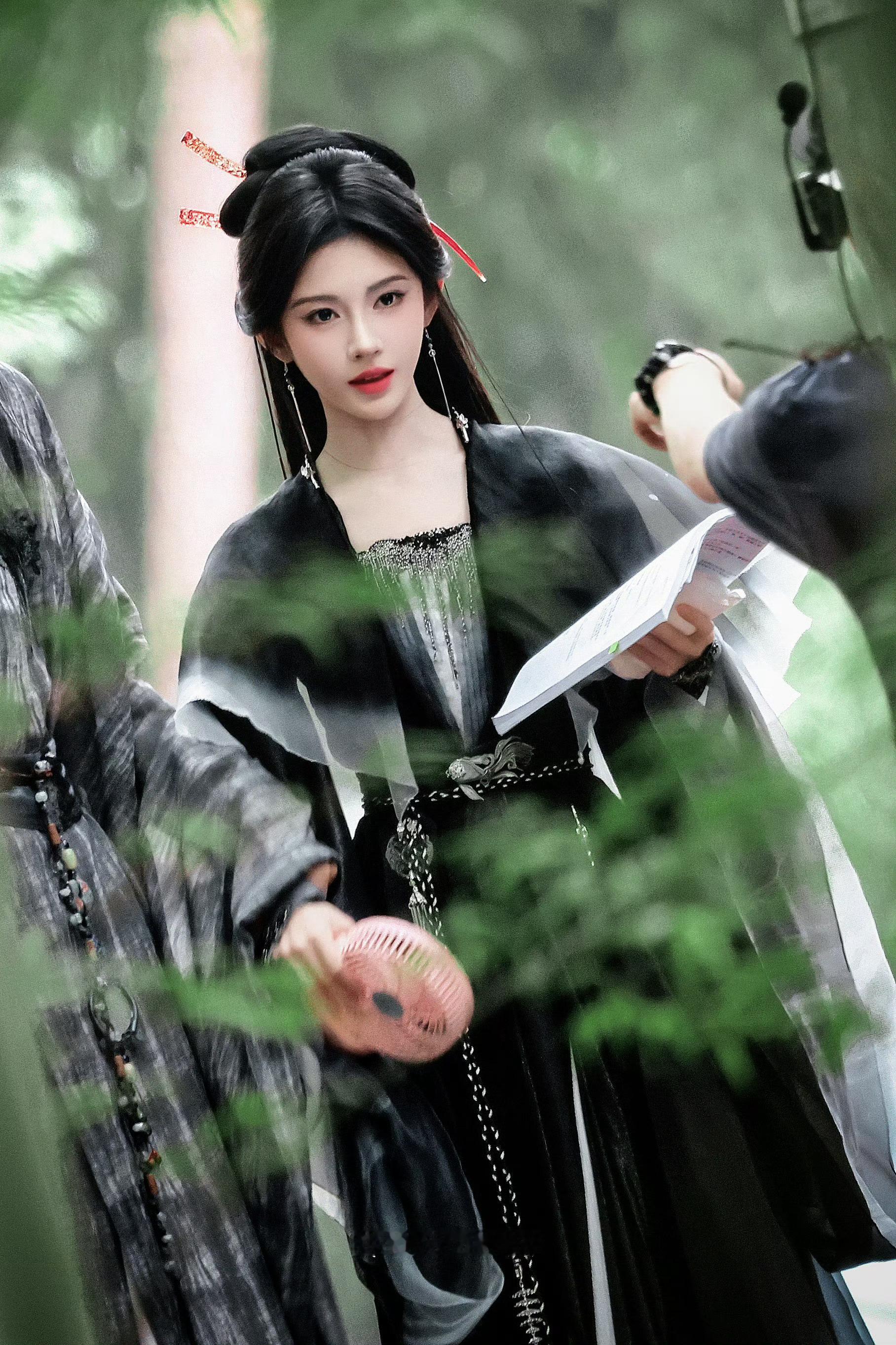 我的萌萌女鹅怎么黑化了🥺 ​​​