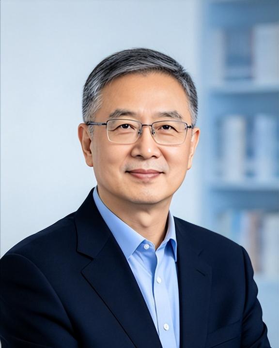 据说，目前有几大职业过剩！
1. 教师过剩
2. 会计过剩
3. 法律类过剩
4