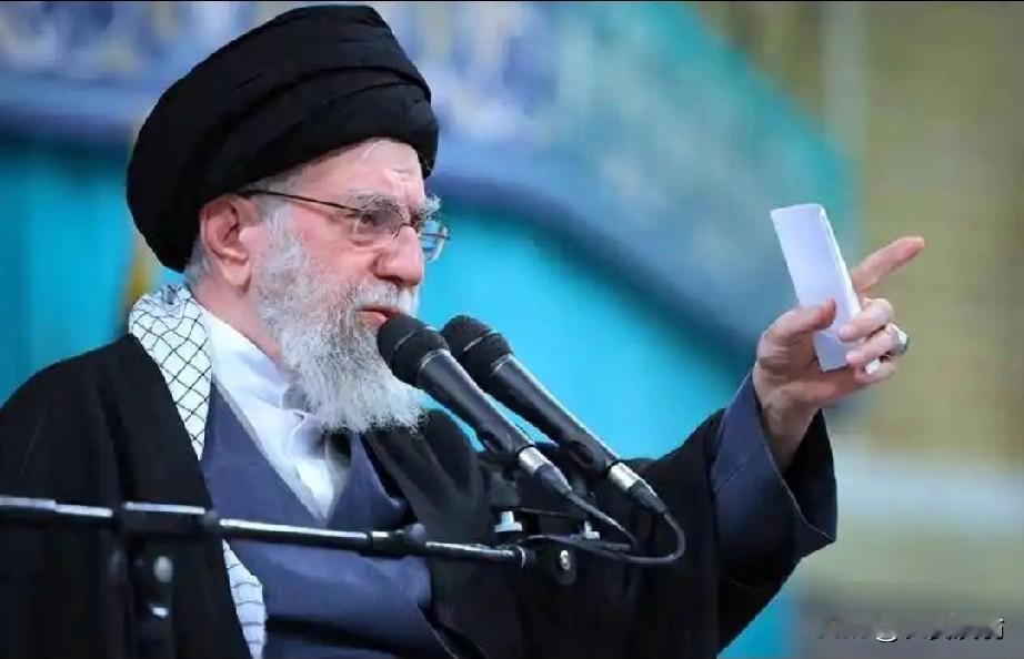 我发现网上好多人都站在伊朗政权的立场上谈论伊朗问题，为伊朗政权担忧，甚至不少人一