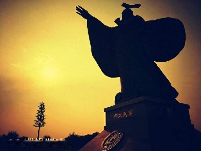 东汉开国皇帝刘秀：从放牛娃到一代明君的逆袭传奇