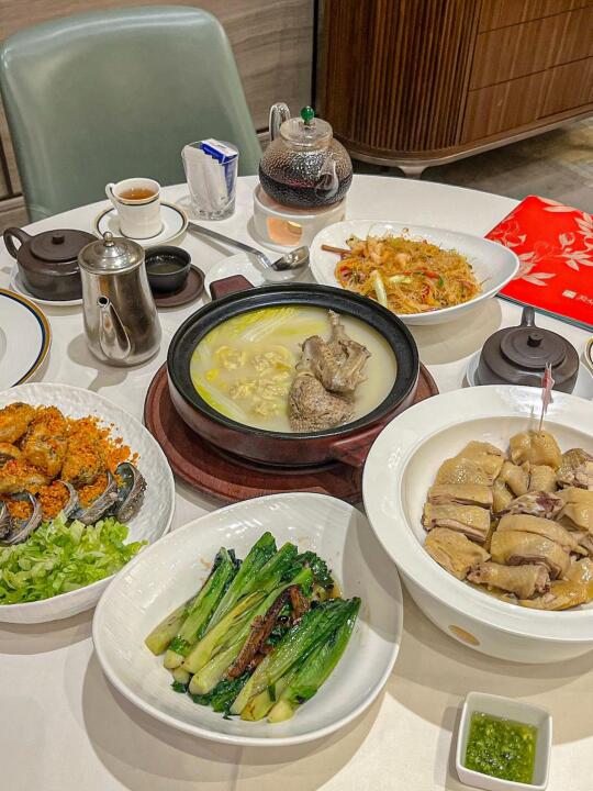 厦门人快看！！这家粤菜馆让我秒穿香港街头！！