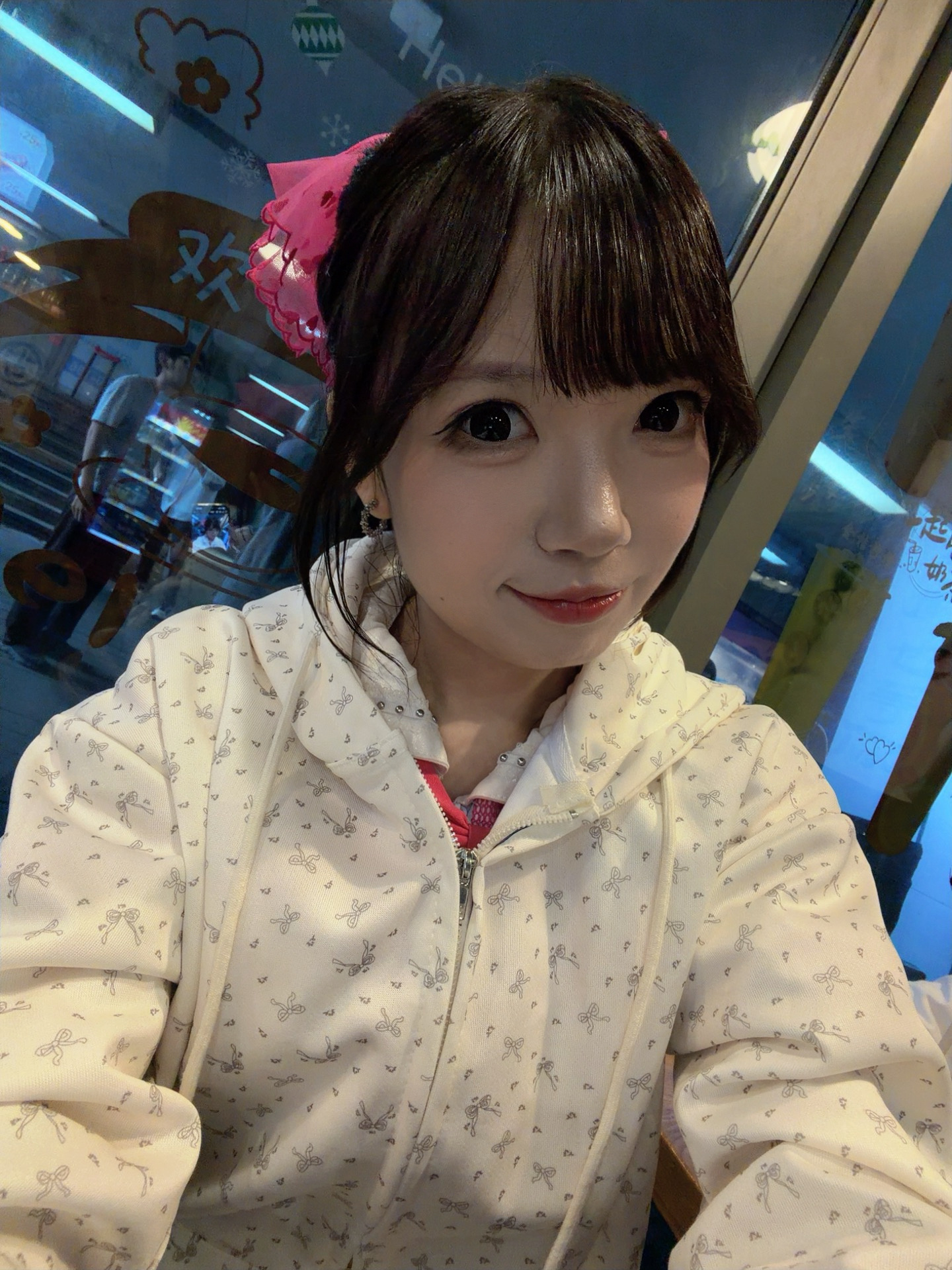 10.3！穿上了厚外套～吼吼吼最喜欢浅水湾了！！今天也谢谢大家！这么早可以来见面
