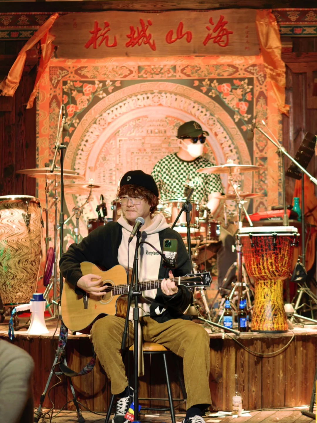 杭州晚上去哪玩⁉️一定来这里听场民谣…..