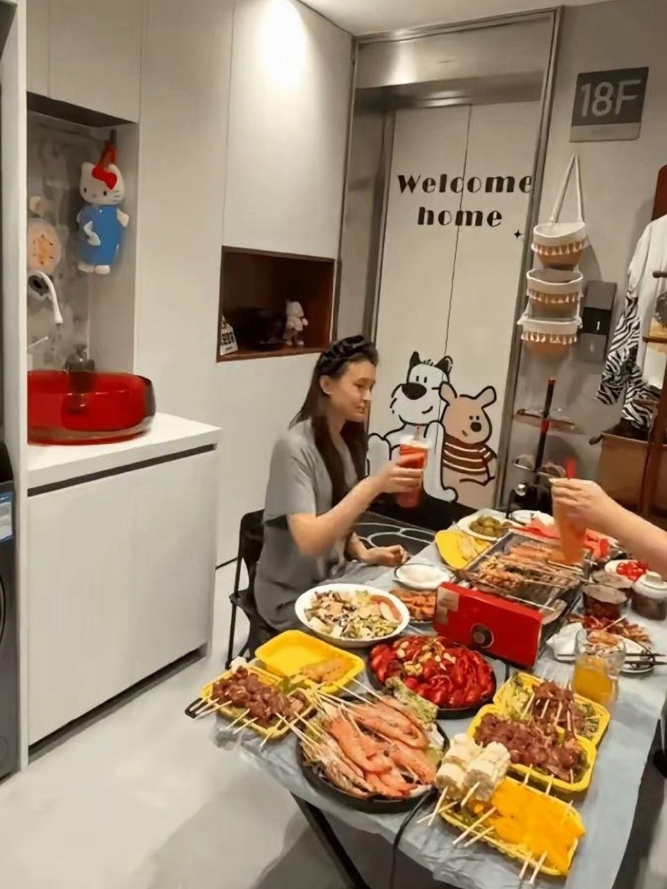 电梯一开就是家门，一梯一户太爽了 