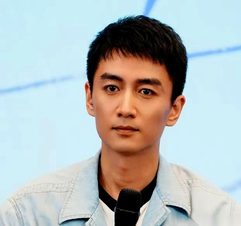 陈晓昨天下午敲出了一行字，官宣新片《有一场雪》杀进第31届釜山国际电影节竞赛单元