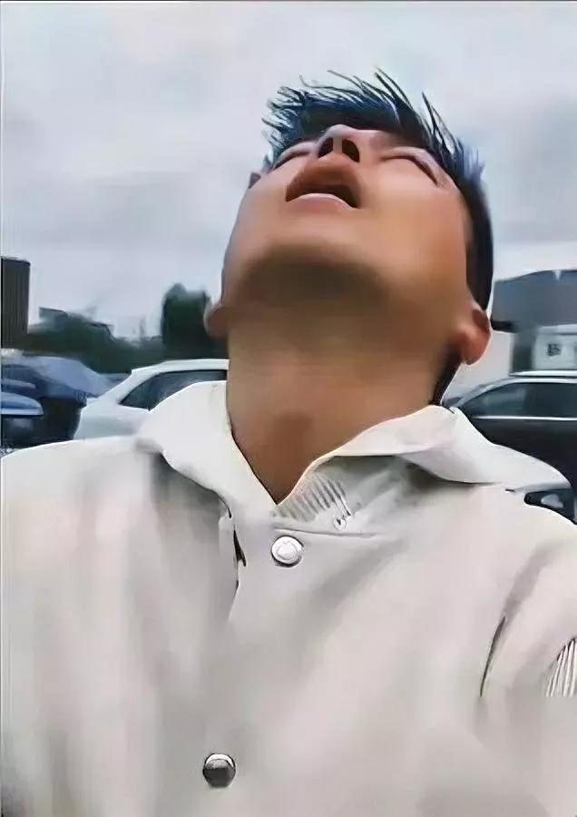 这瓜吃着咋有点堵？

靠老婆家资源进红圈所的男人，

现在翻车翻得连底裤都没了？