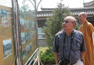 1994年张学良唯一活着的儿子回国，飞机上请人照顾：64岁不会汉语

各位想必都