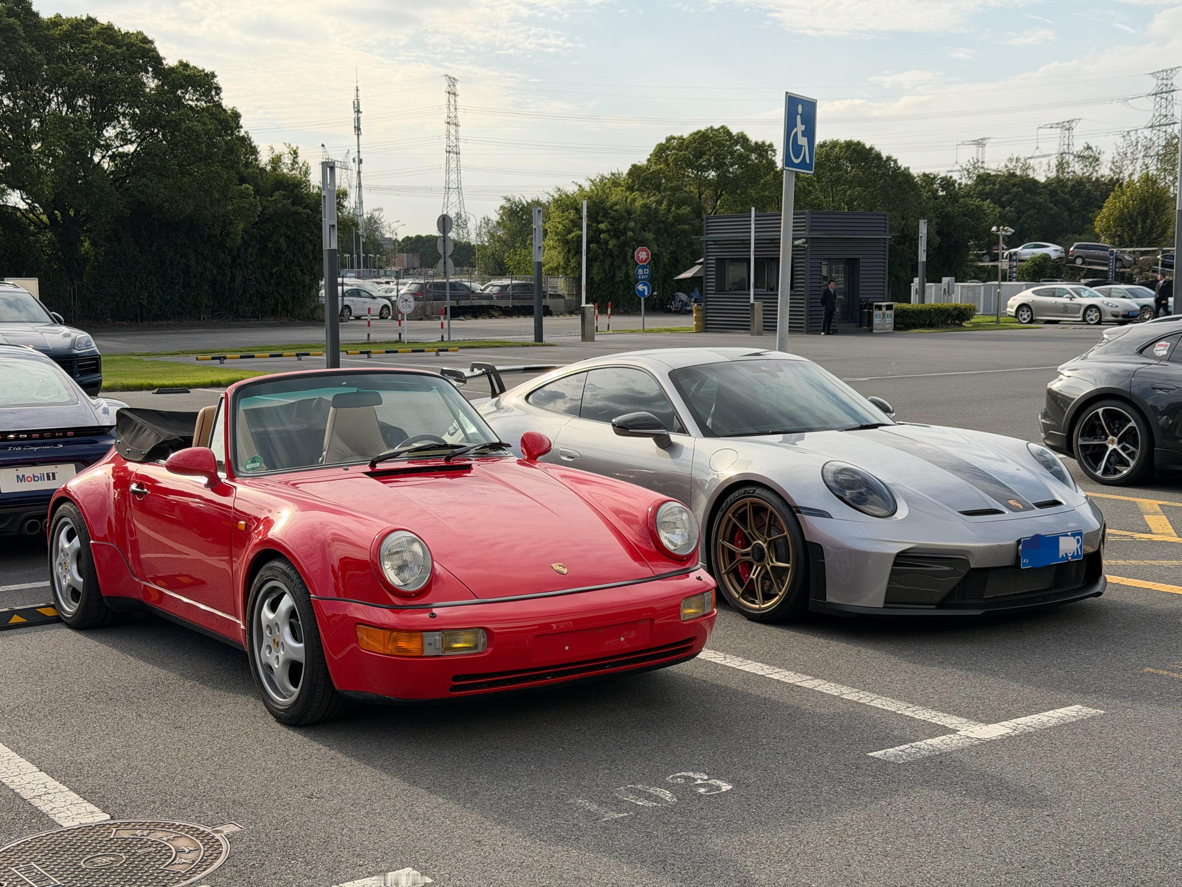 时隔35年的两代人 [666] 964代保时捷911 Carrera 2 Cab