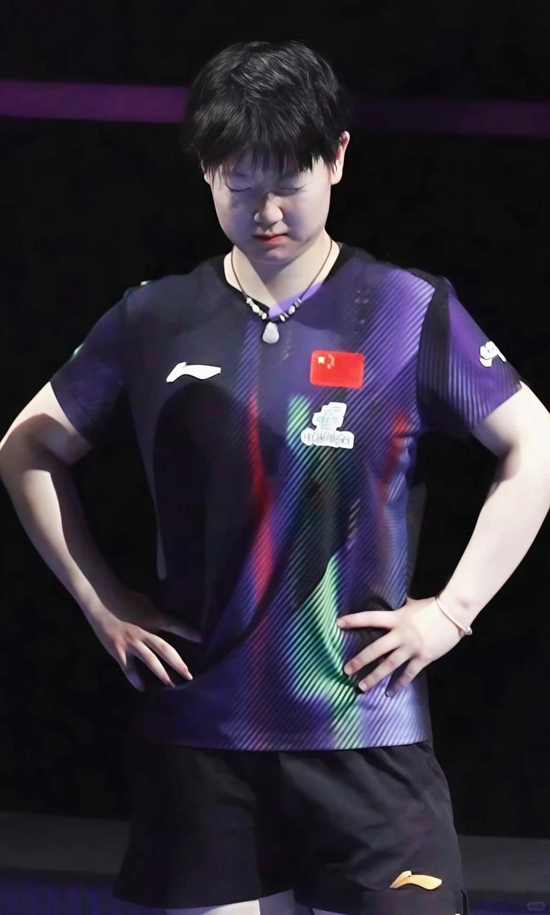孙颖莎值得世人喜爱吗?孙颖莎完全值得世人喜爱，她的魅力集合顶尖实力、珍贵人品、格
