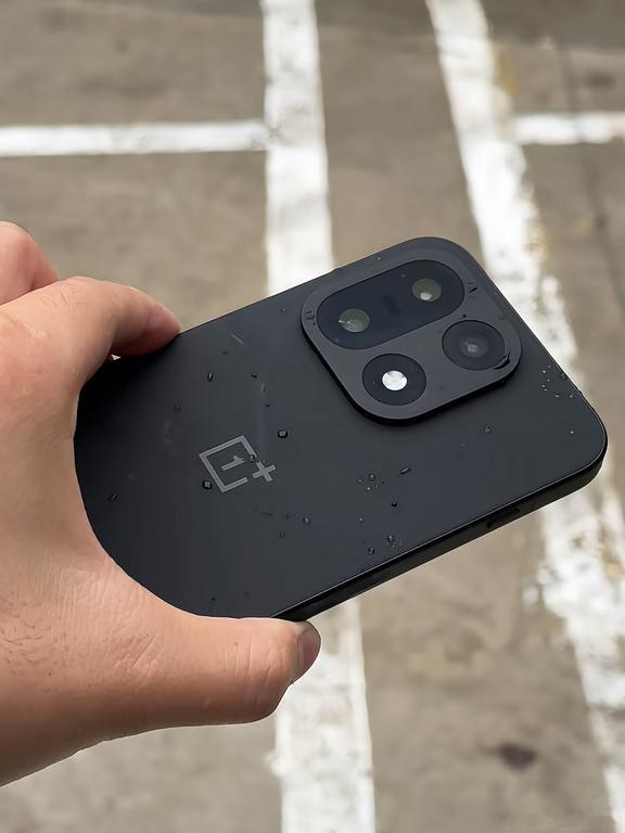 明天给大家带来这款一加15的首发体验！ ​​​