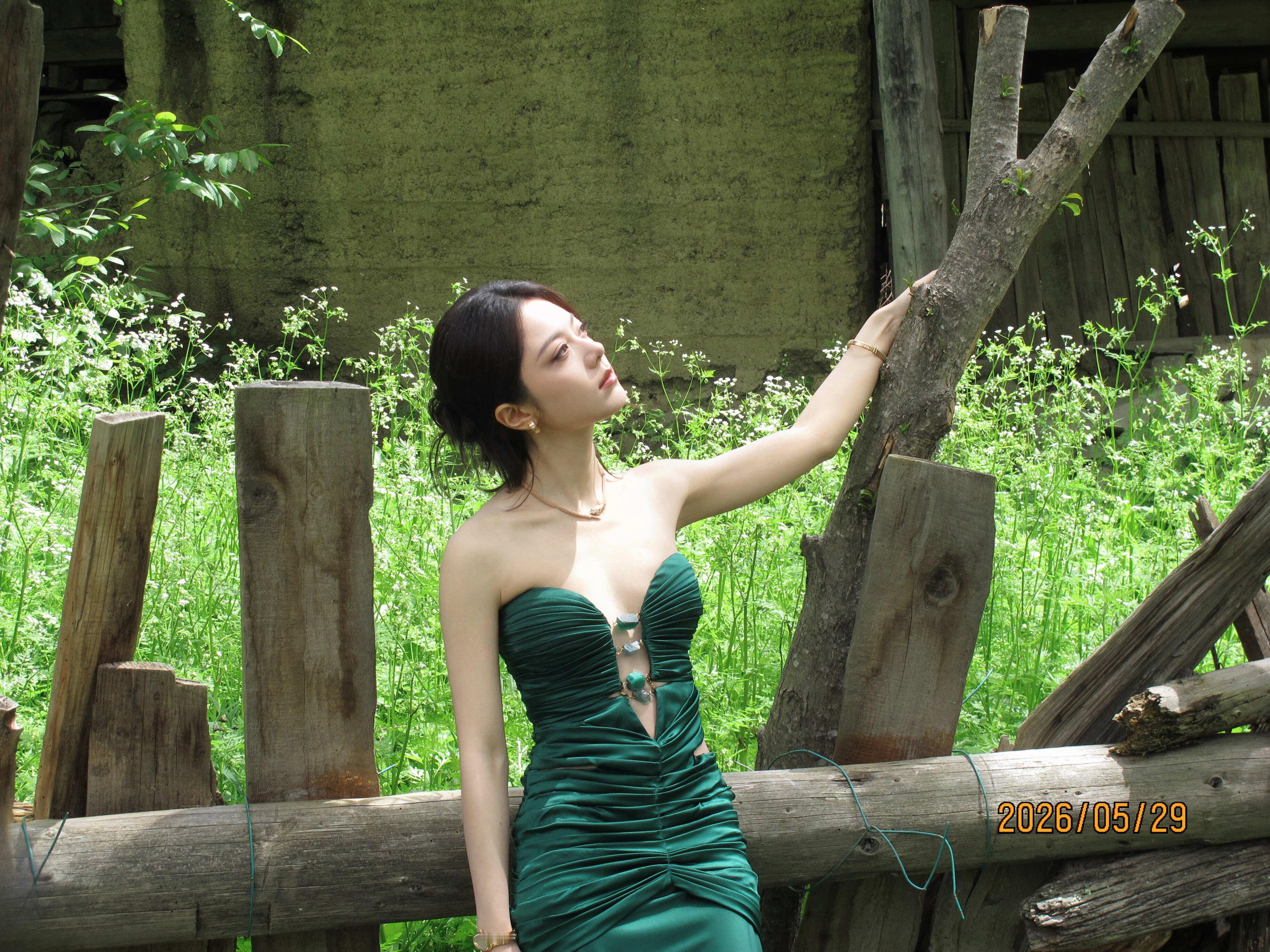 赵今麦 