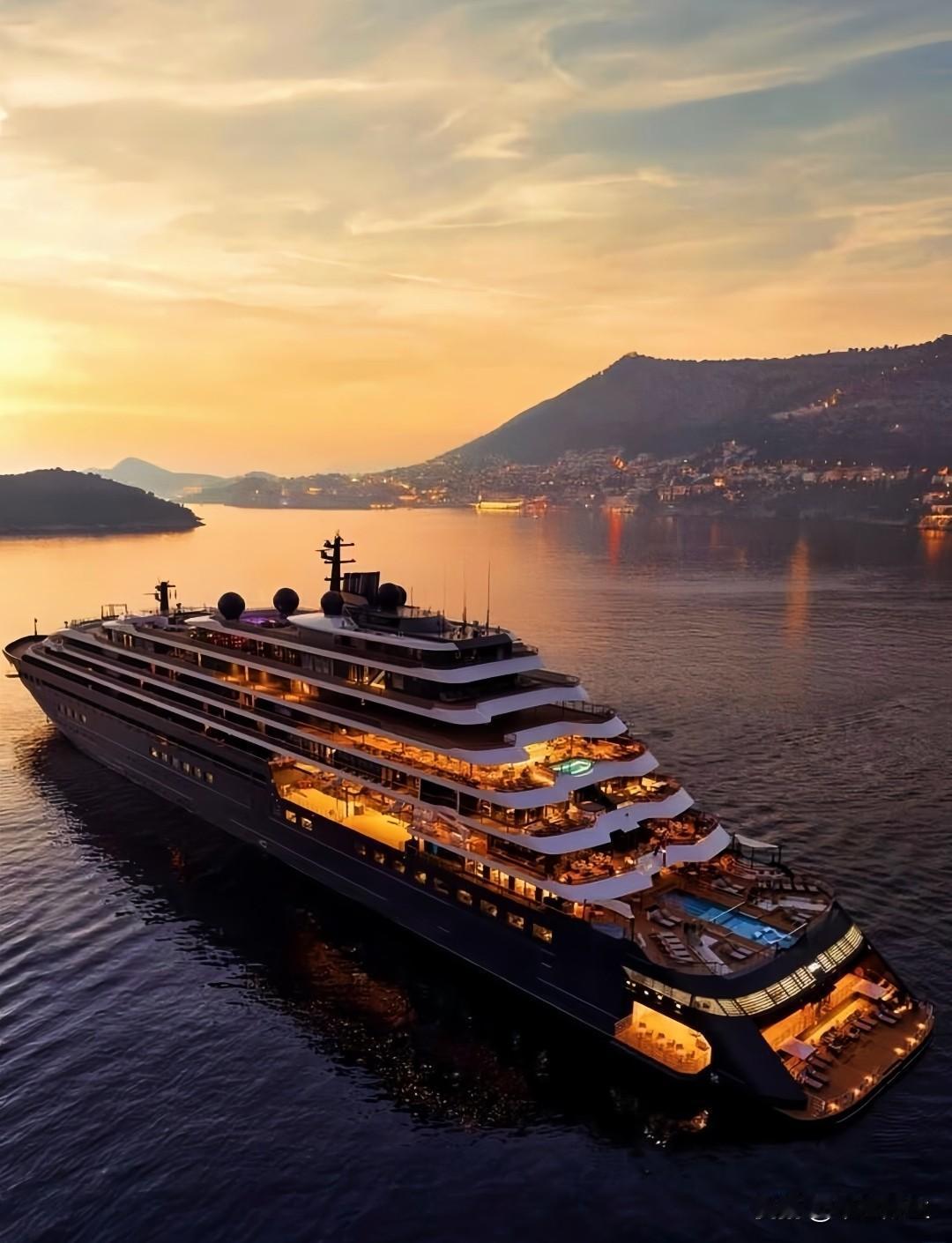 6句话看透人性本质

1.总是盯着你穿着的人，大部分都是势利眼
2.如果一个人总