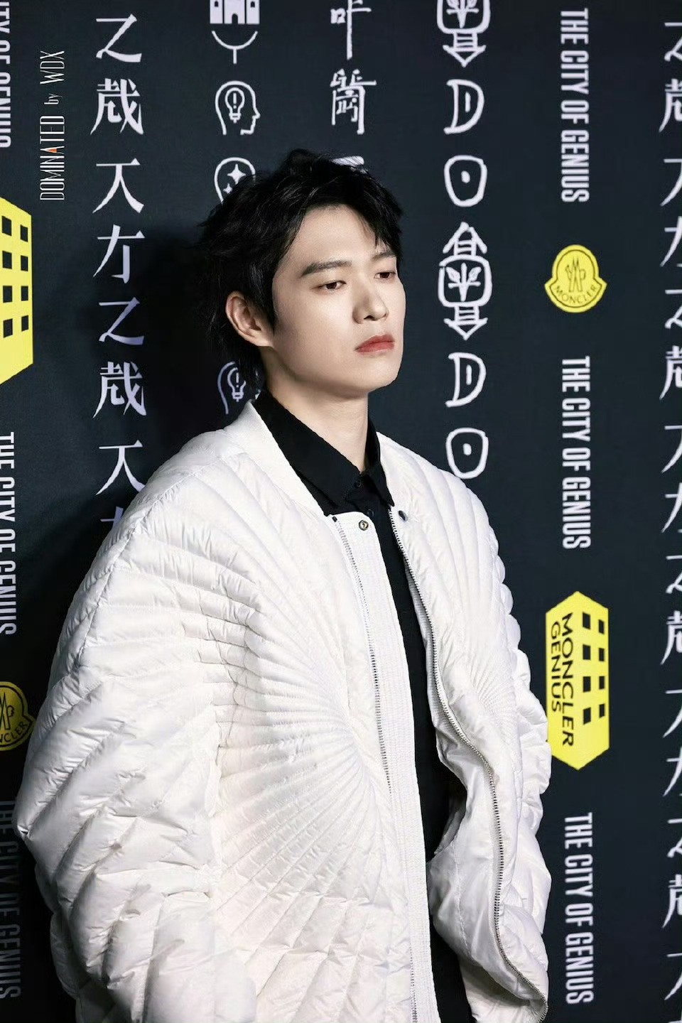 魏大勋Moncler大秀生图路透🈶️！#魏大勋Moncler大秀生图##魏大勋