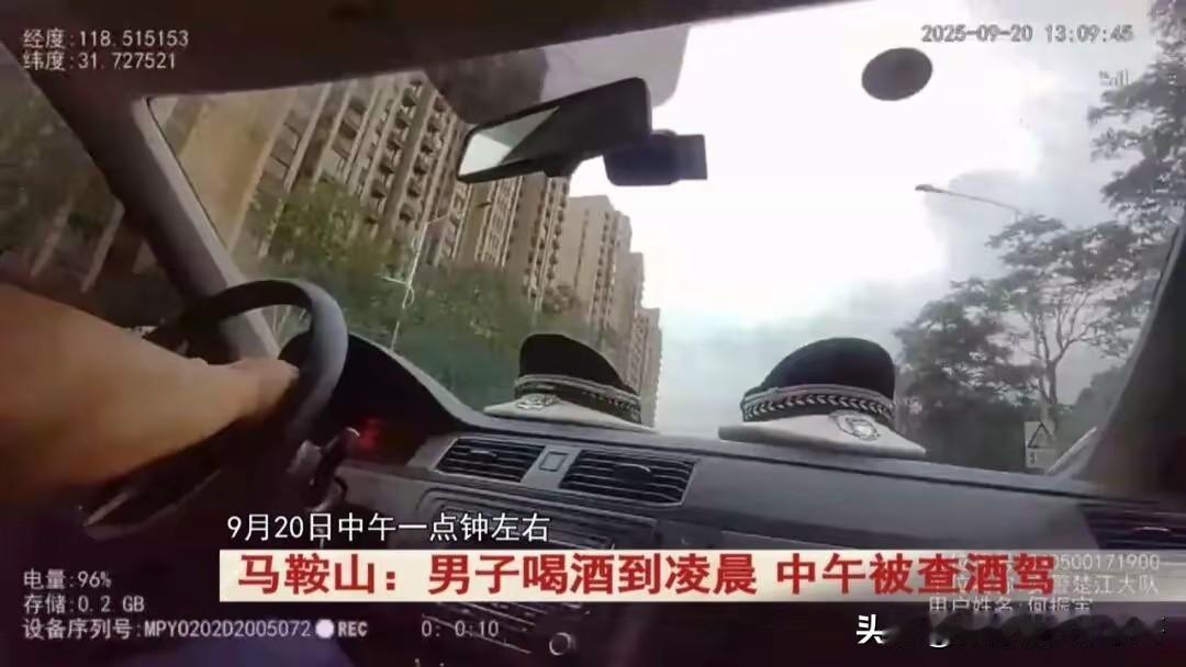 之前经常前往上海浦东新区，有时候晚上十一二点才驾车回来，发现在一些高架入口处或者