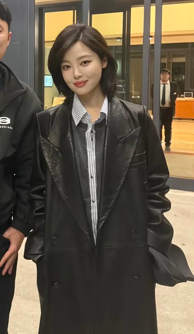 路人偶遇的辛芷蕾好高智的美