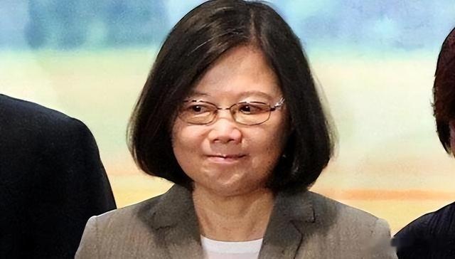 阻碍两岸统一最大的阻碍，并非美国干涉，也不是台独分子，而是蒋介石遗留的中华民国这