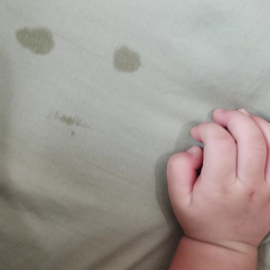 谁说悲伤不能具象化明明人类幼崽的眼泪都有表情💧 ​​​