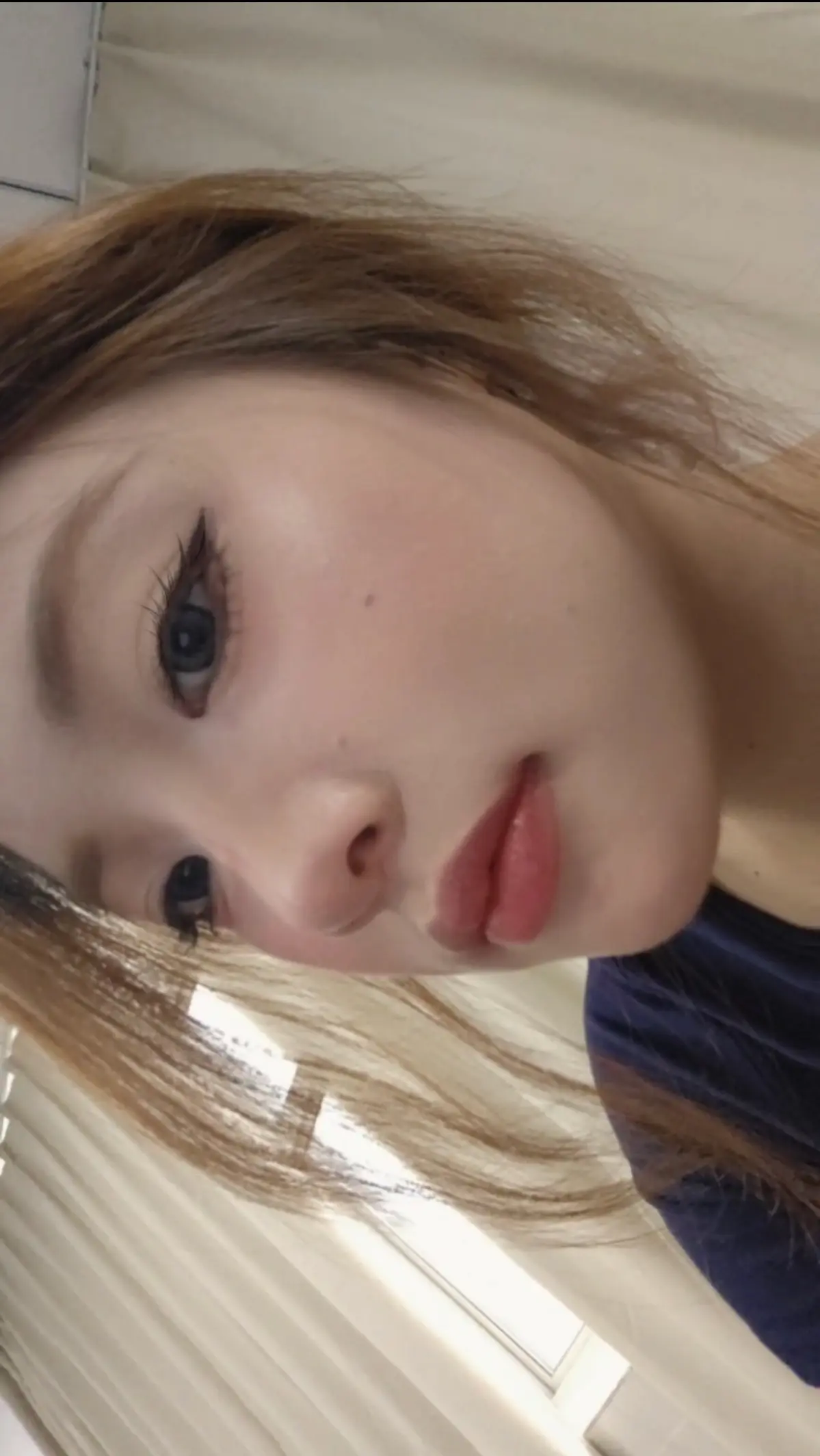 你微微一笑 蝴蝶问你倾倒