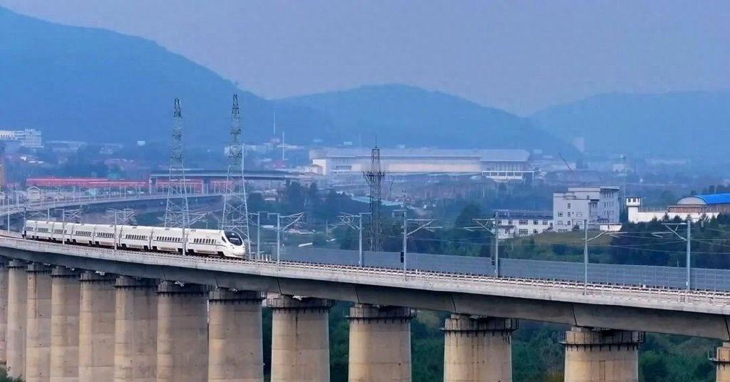 ​​通”达八方，“化”梦为途
记者从铁路部门获悉
沈佳高铁沈白段
将于9月28日