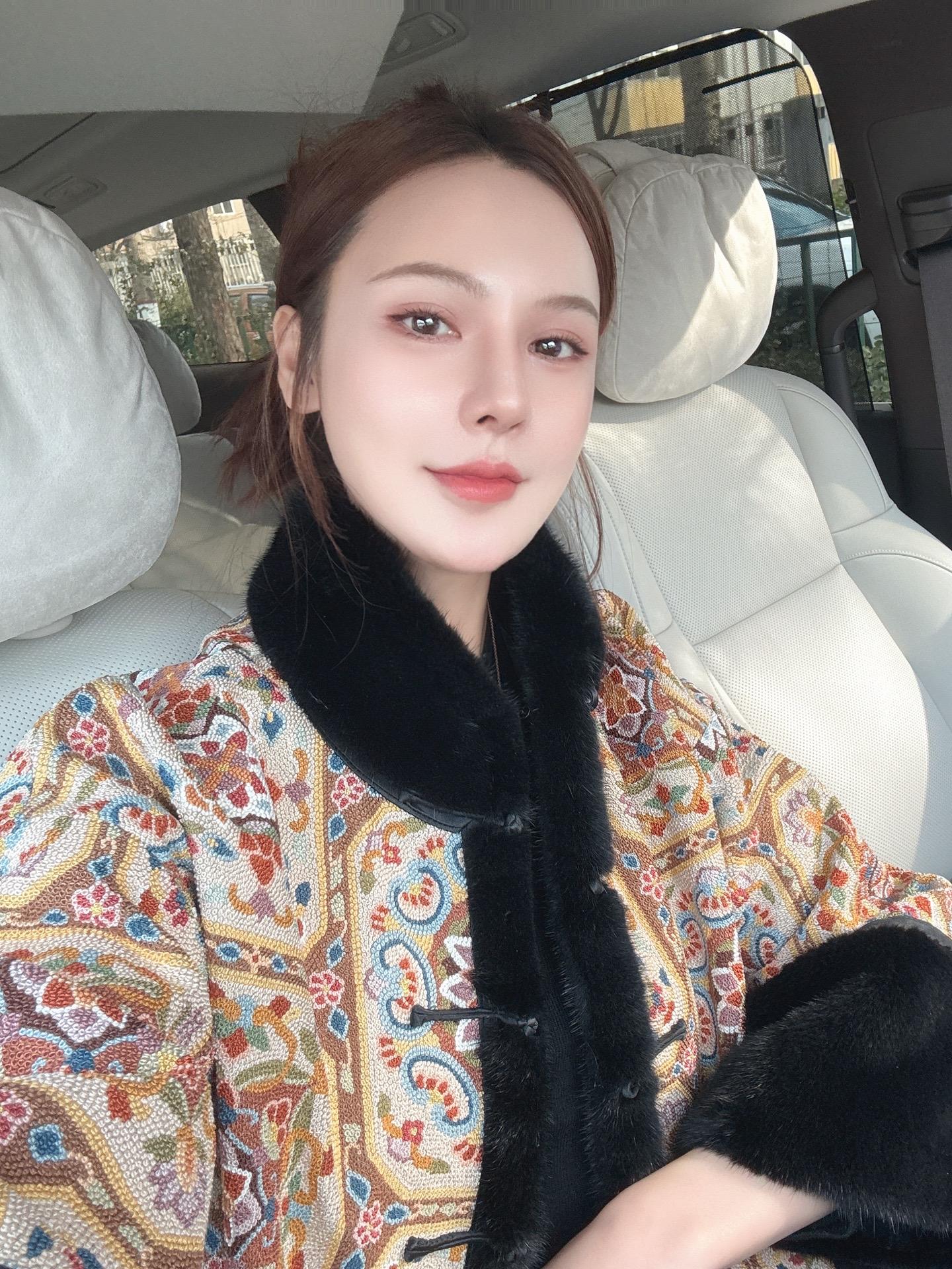 “若在繁华处落幕，再美也只是云烟”