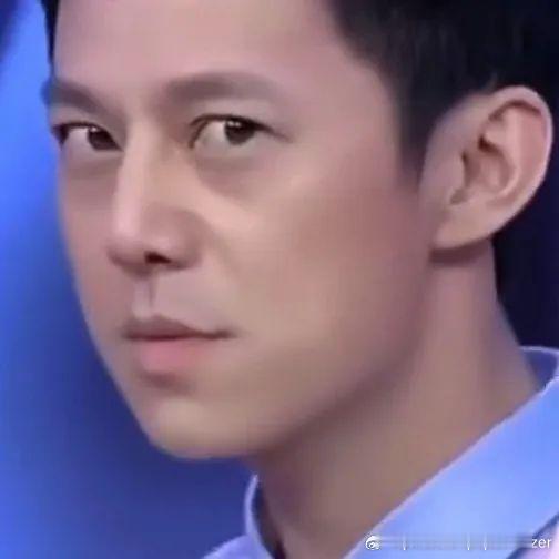 霸王茶姬辞退涉事店员别什么梗都玩，玩这个梗也不是只有霸王茶姬啊