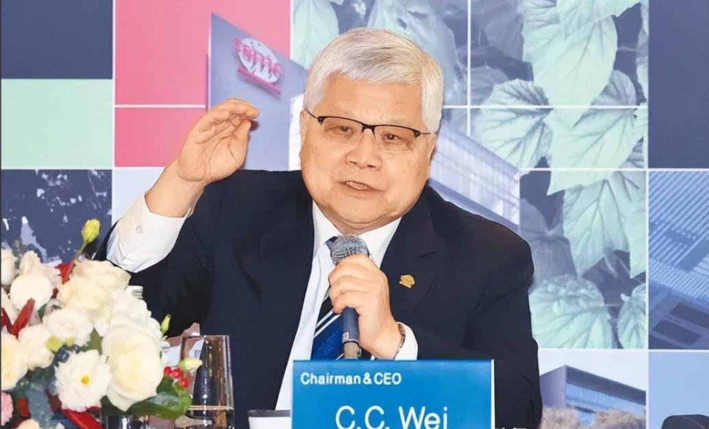 新加坡联合早报今晚（3月31日晚）报道：“台积电董事长魏哲家3月21日在亚洲大学