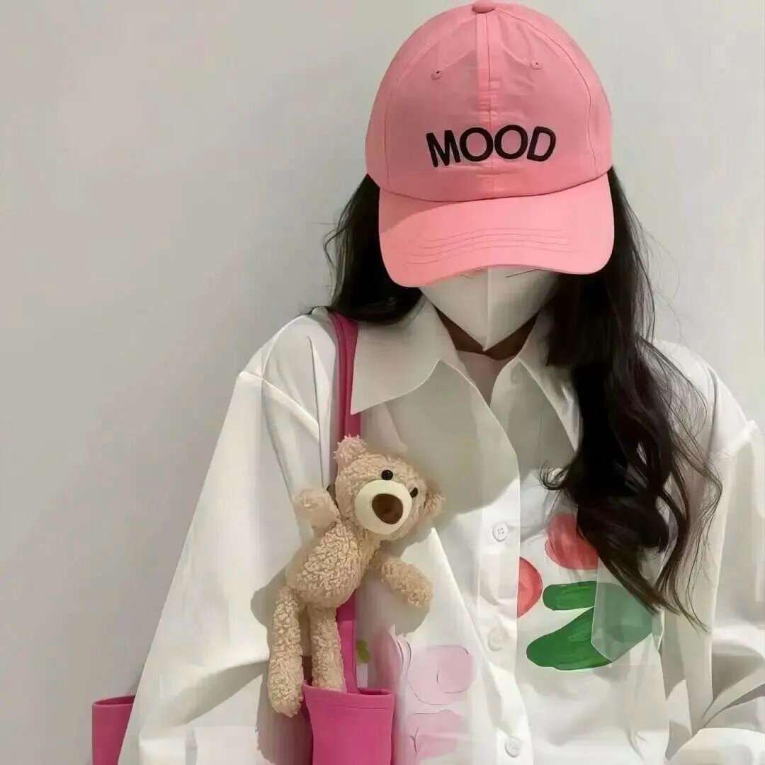“我不能像其他女孩一样不上班还有人养 我得赚钱 我怕没人爱 更怕没饭吃 连自己想