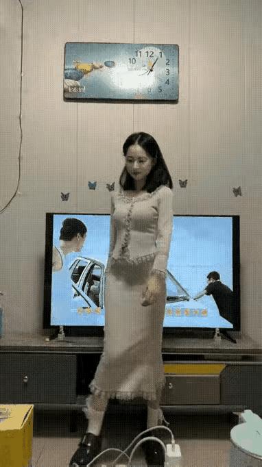 跳舞跳的真棒，谁不乐意啊？你认为什么是幸福的生活 你觉得人生怎样过才有意义