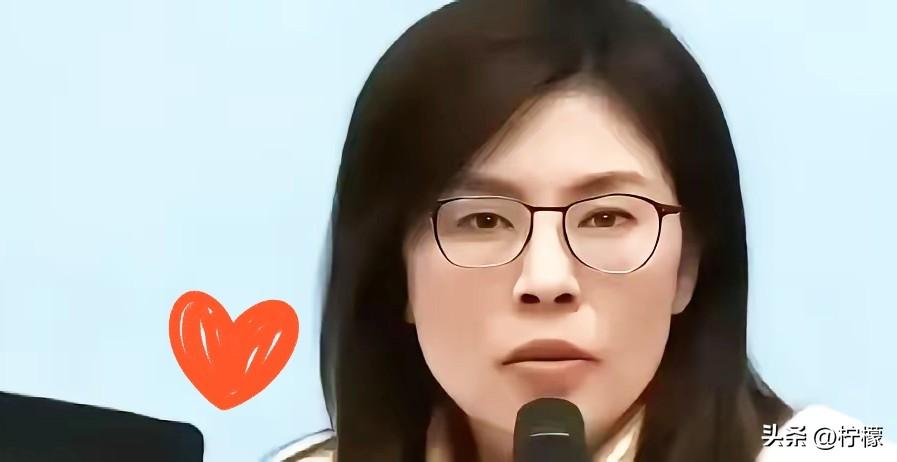 万万没想到，
台湾省时事评论员郑丽文竟然抛出了这么犀利的问题！她表示，“如果有一