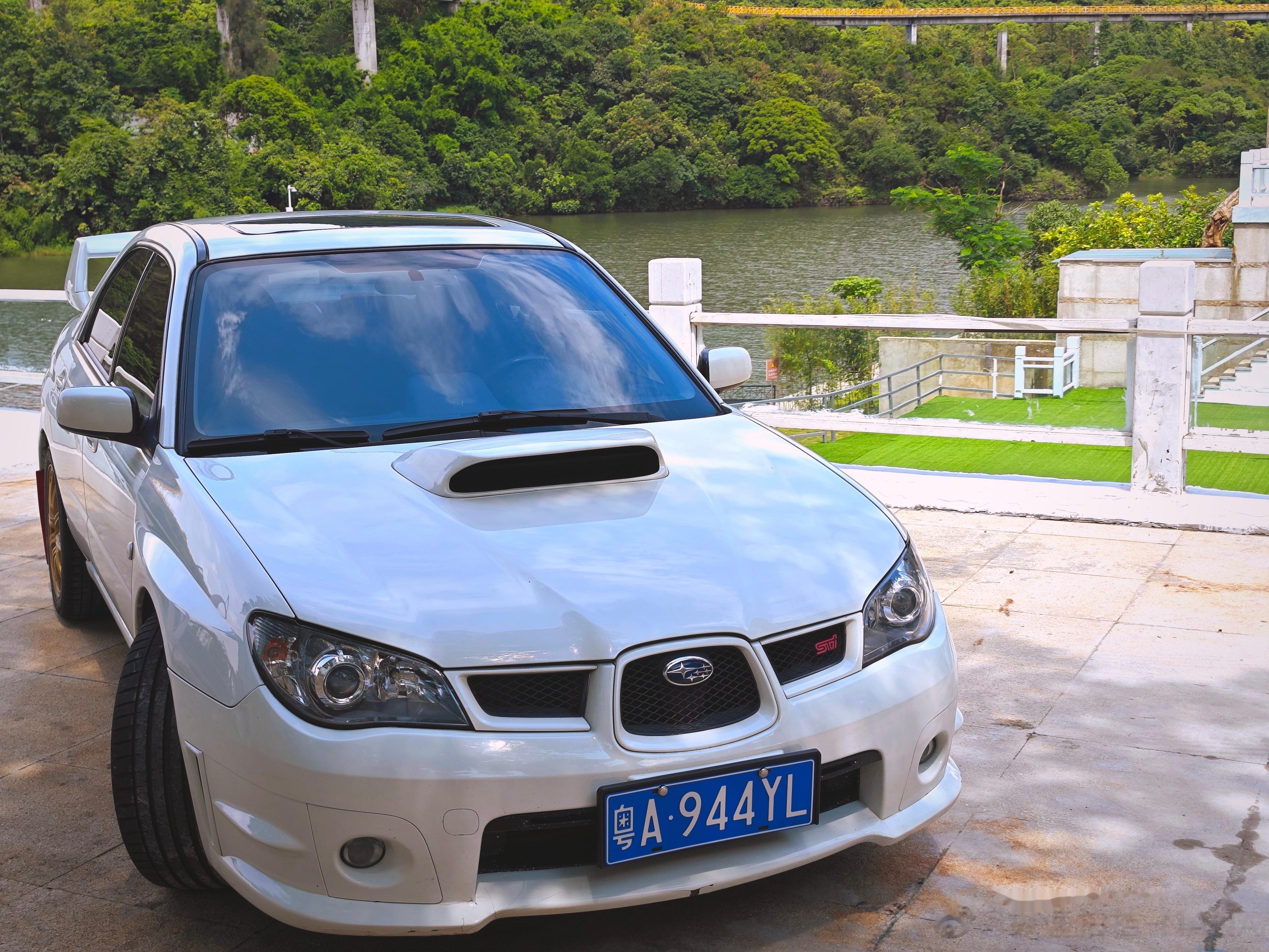 吹吹湖风喝喝茶看着自己的车 舒适感爆棚[抱一抱][抱一抱][抱一抱] ​​​