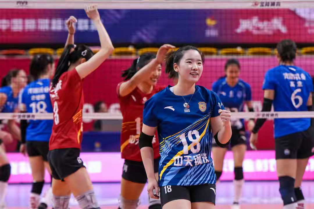 女排超级联赛总决赛冠亚军决赛首回合｜江苏中天钢铁胜上海光明优倍排球上海 3月28