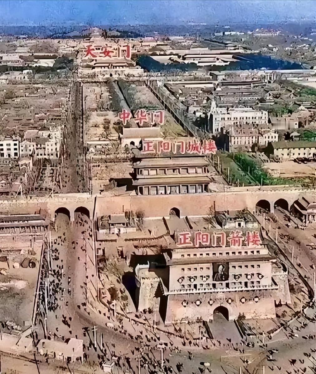 [中国赞]这是天安门原来的样子，事实证明，梁思成和林徽因是有远见的人，可惜，在郭