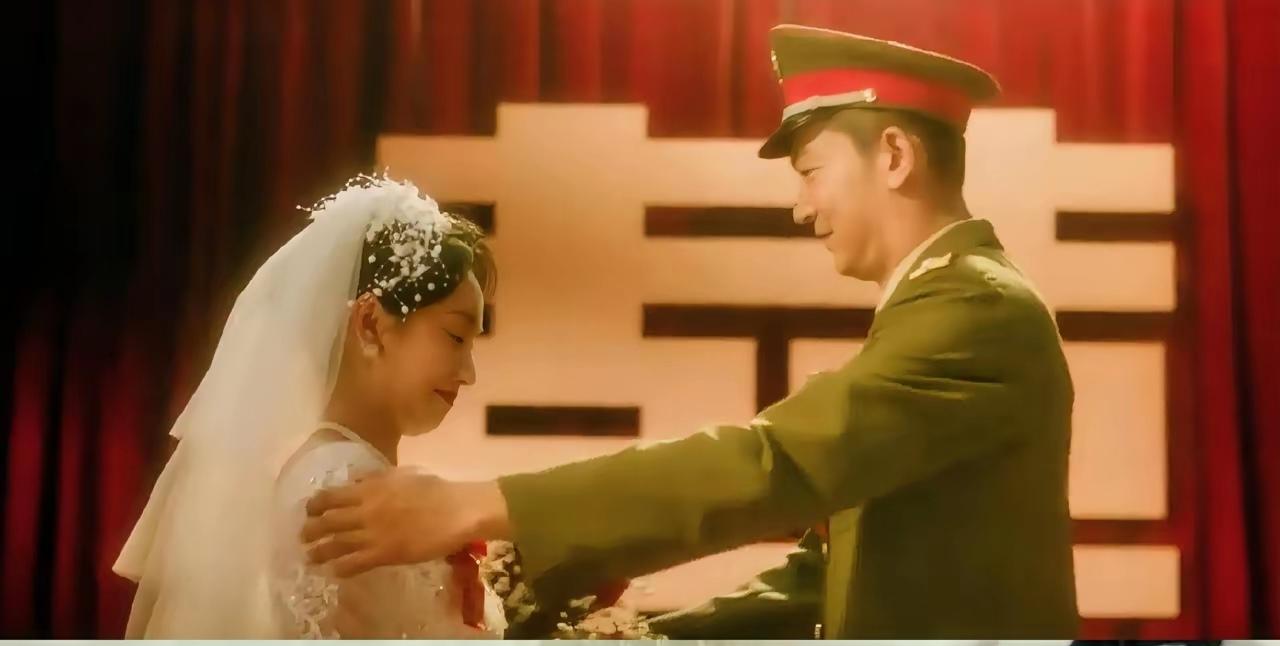 追剧《我的山与海》 我觉得编剧把周连长写成"牺牲"没有必要，我不知道编剧为什么这