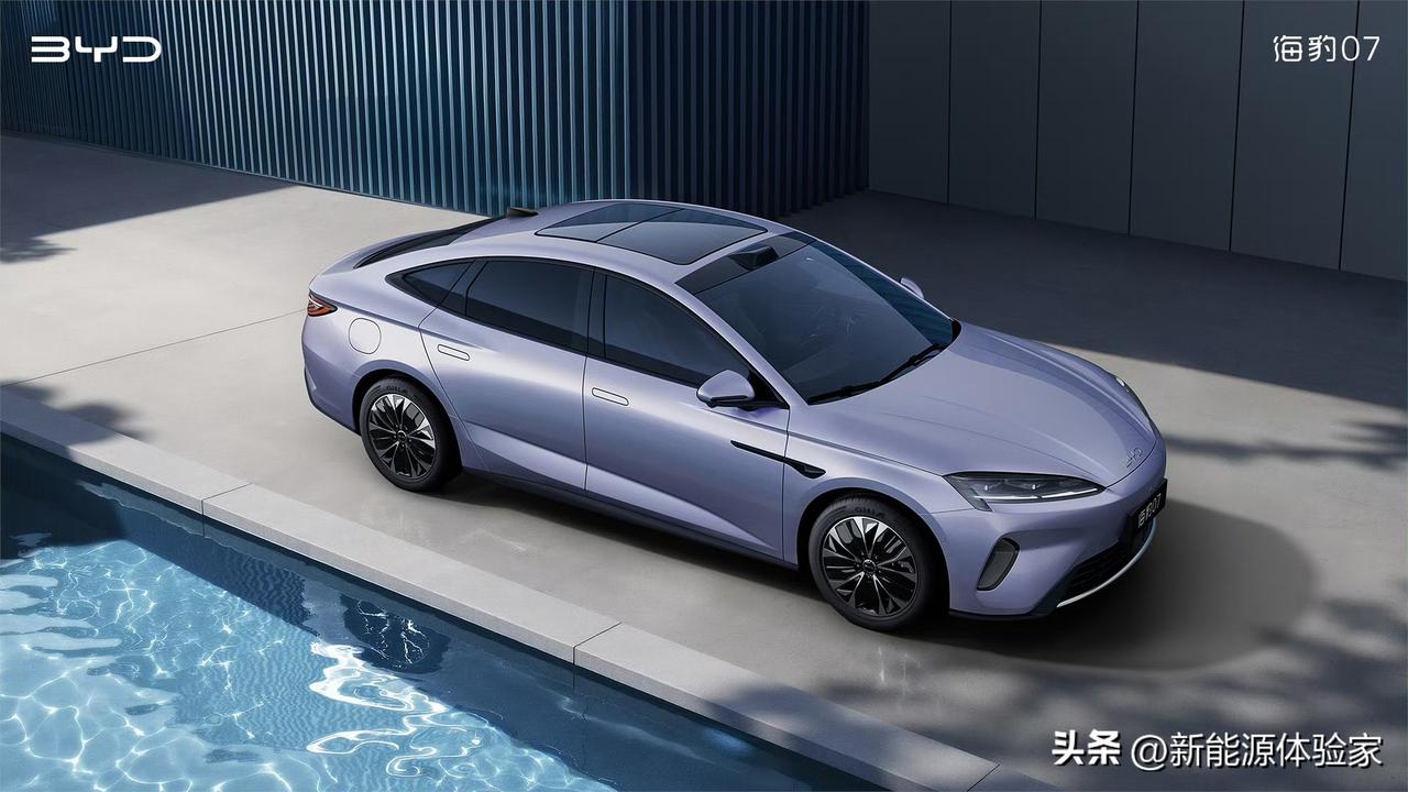 20万内纯电轿车续航TOP5！
海洋网首款闪充车型海豹07ev来了！
705km