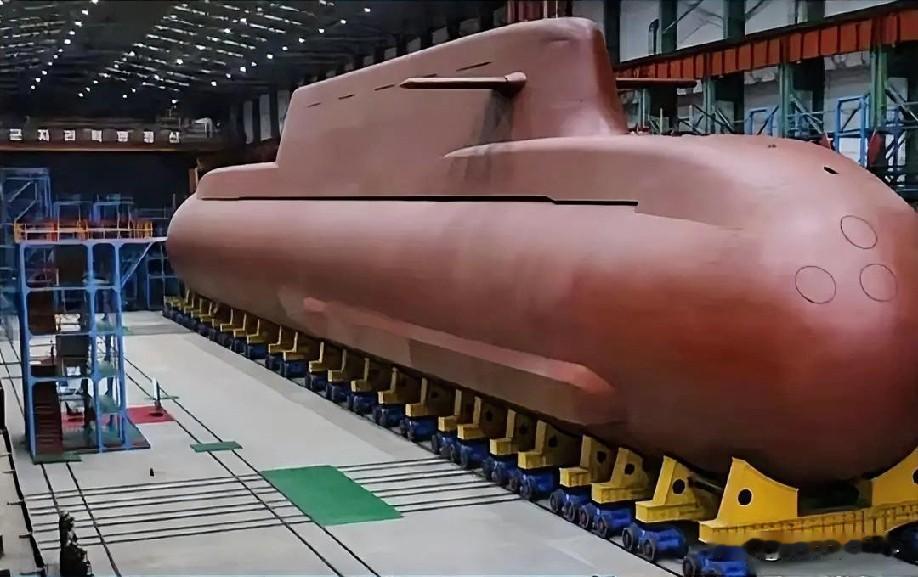 12月25日晚上的最新消息，速报，全都不容错过，第十条 ：朝鲜公开亮相8700吨