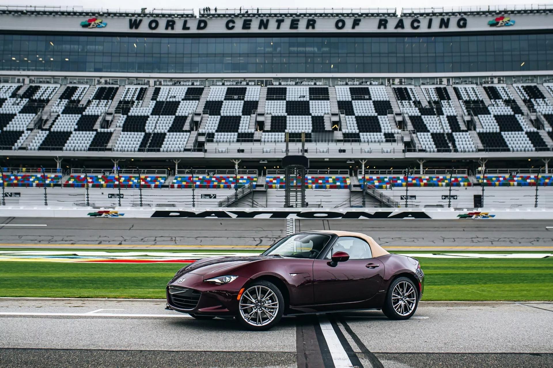 马自达推出MX-5 35周年纪念版，采用Artisan Red Metallic