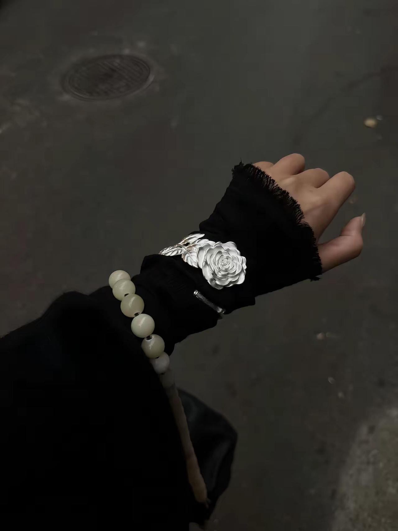 在这个快节奏的时代慢慢来原创手工银饰