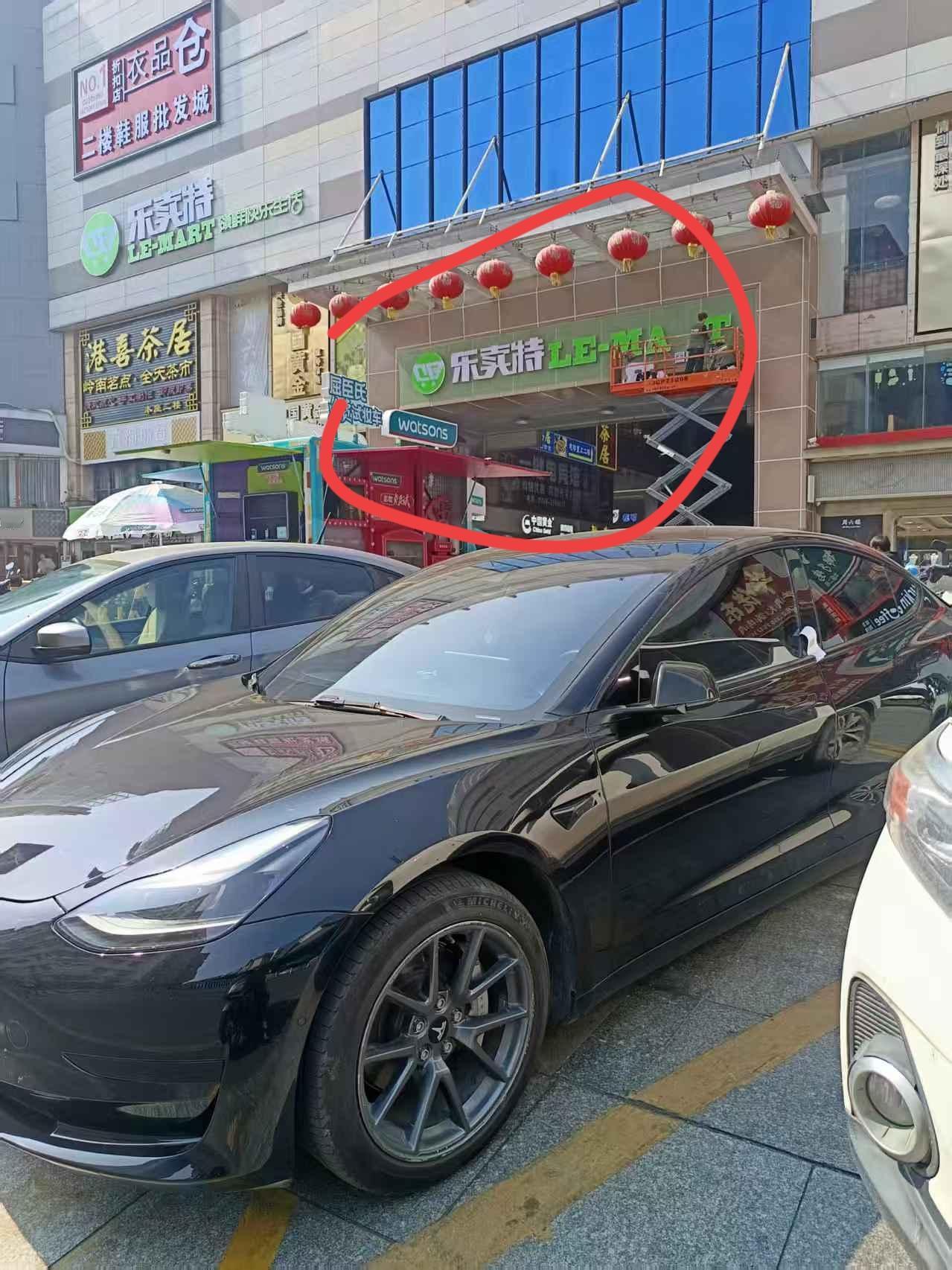 为什么走了一个沃尔玛亏了8年
却依然有人不死心，还在开超市？


你敢相信吗？又