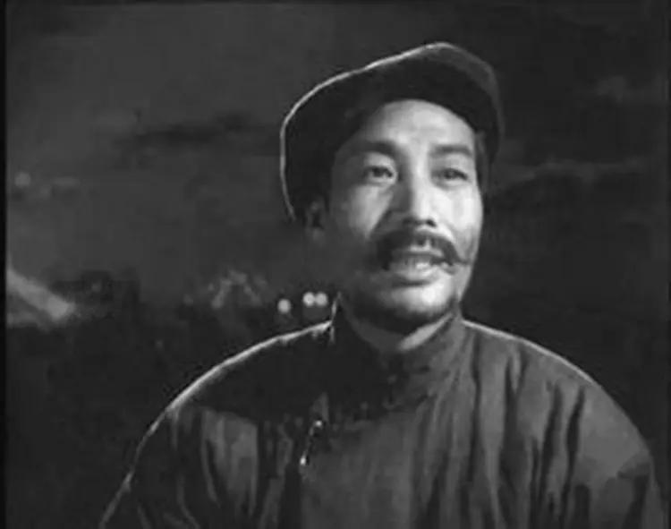 新中国首位蒙古族电影男主：恩和森，把草原风骨揉进四十年银幕人生
 
恩和森（公元