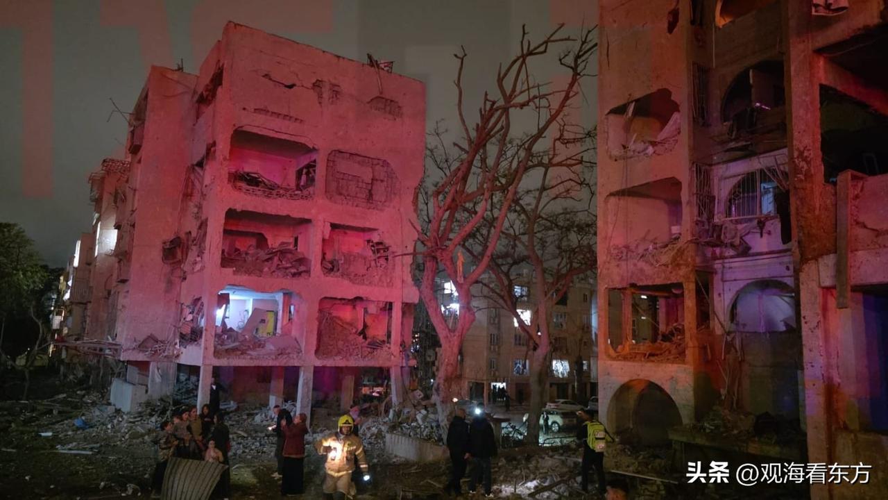 快讯：根据福克斯新闻和半岛电视台消息，以及以色列当地平民自媒体佐证，伊朗发射的一