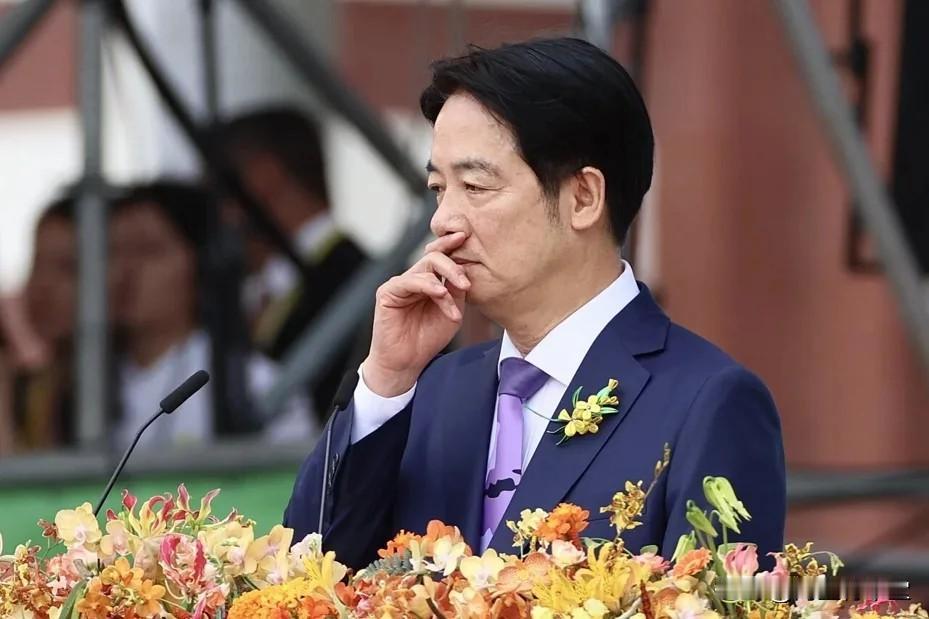 8.15：降书之上只有中国

——
——后天八月十五。密苏里号甲板上的墨迹干透八